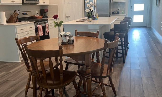Wellborn Casa | PERFECT AGGIE HOME AWAY FROM HOME