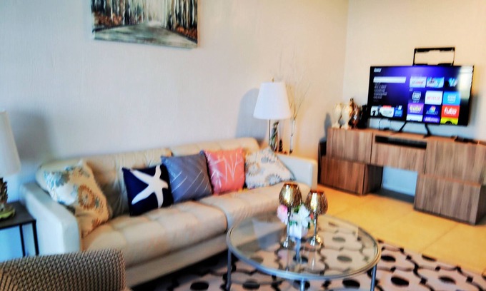 Riviera Beach Casa | Perfect Beach Getaway: Charming 3-bedroom house in superb West Palm Beach