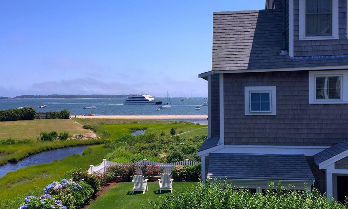 West Yarmouth Cabaña | Cabaña perfecta / hermosa vista, pasos de la playa. AC, ducha exterior y parrilla, wifi