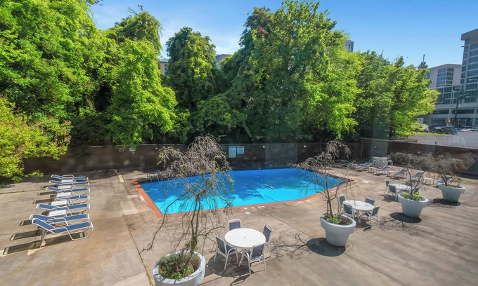 Downtown Atlanta Condominio | DTWN 2 Bed Condo with King Bed and Gym