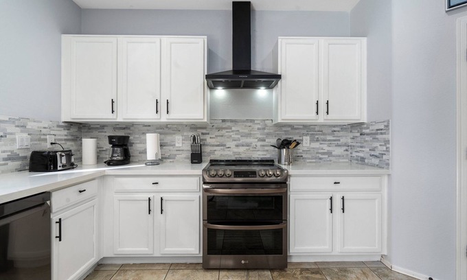 Glenhurst Casa | Perfect Extended Stay-Displaced Homeowners/Relo
