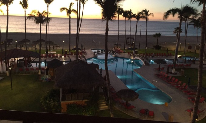 El Rosarito Complejo | Perfect family vacation getaway to the Baja!