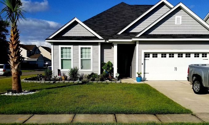 Moncks Corner Casa | Perfect family getaway home away from home!