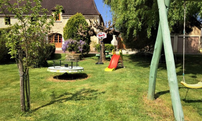 Limeuil Cabaña | Casa rural renovada con jardín, juegos, terraza y Wifi, cerca de Bugue y Limeuil