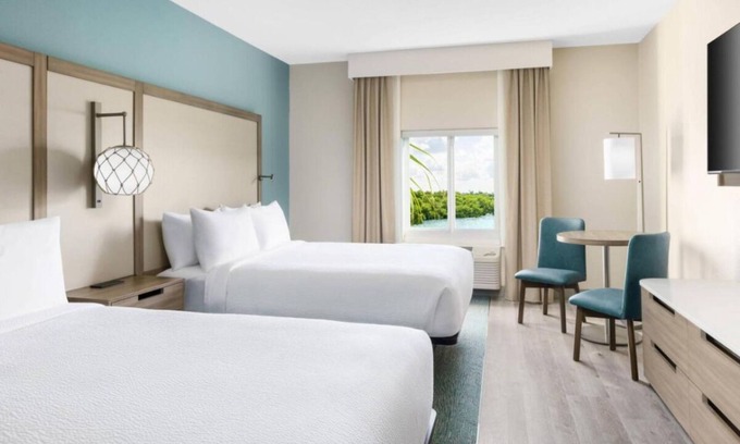 Marathon Hotel | Perfect Find! Comes with Free Breakfast, Outdoor Pool, Pet-friendly Property!