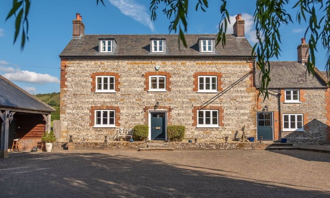 Sydling St Nicholas Casa | Perfect for a large family or friends gathering for special celebrations and holidays, Ham Farm has