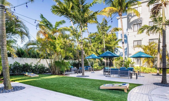Park Shore Hotel | Perfect for Family Beach Stay! Spacious Suite w/ Fully Equipped Kitchen | Pool