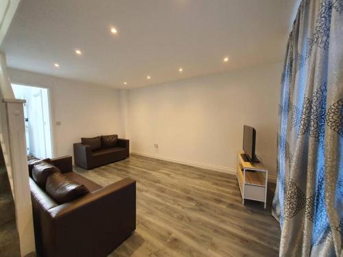 West Thurrock Casa | Perfect for family getaways