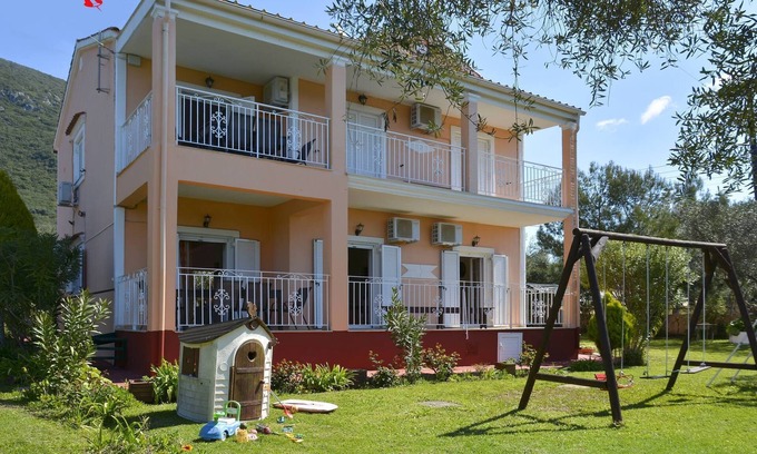 Agios Matthaios Apartamento | Perfecto para aquellos que buscan la paz! Casa rural en el campo cerca de la playa | Prassoudi, Corfú