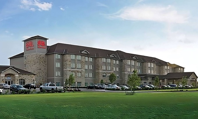Killeen Hotel | Perfect Getaway! 1 Beautiful Unit and Pool.