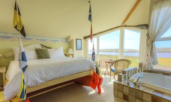 Moss Landing Casa | Perfect GetAway for Two, Sunset & Water View from Window