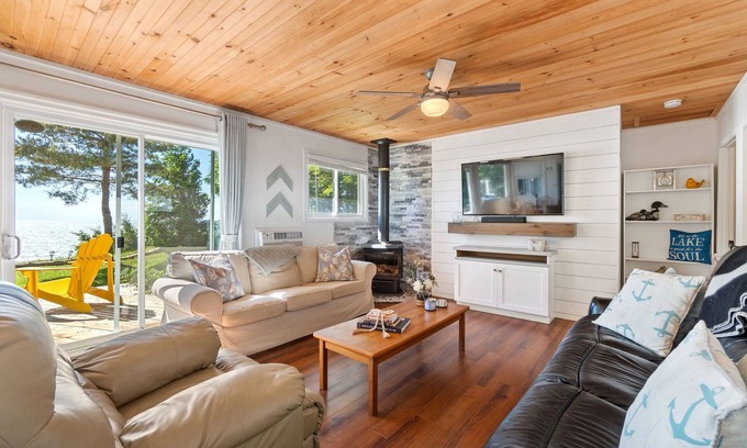 Dashwood Cabaña | Perfect getaway on the shores of Lake Huron