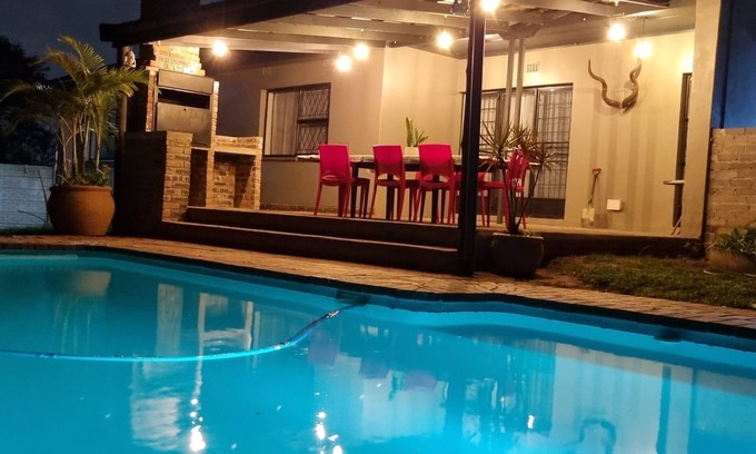 Richards Bay Casa | perfect holiday home for groups of 8
