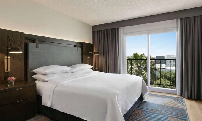 Downey Casa | Perfect Home For Vacation! Best for Couples!