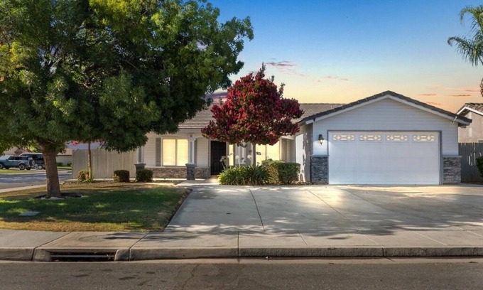 Pumpkin Center Casa | Perfect Home for Work or Relaxing Vacation