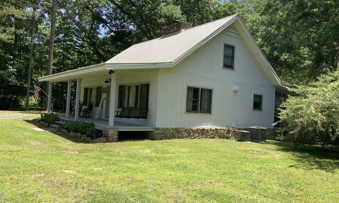 Heber Springs Cabina | Perfect Little Red River Getaway with Private Fishing Dock!!!