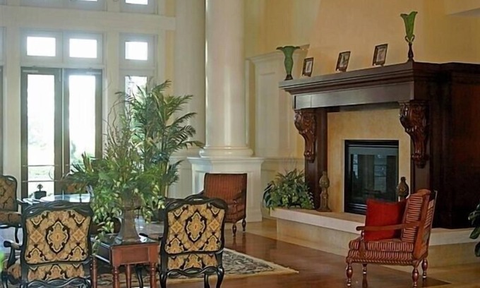 Baytowne Wharf Condominio | UBICACIÓN PERFECTA !!! Renovado 1BR / 2BA Bayside Balcón Cubierta, TRAM
