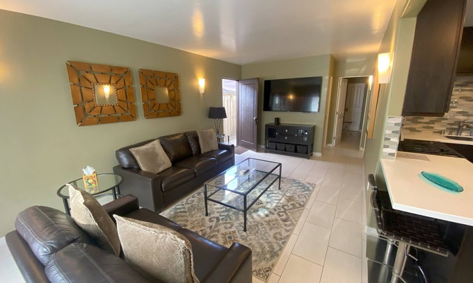 Ocean Beach Casa | Ubicación perfecta a pasos de la playa, capacidad para 6 personas, patio privado y estacionamiento