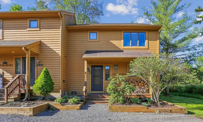 Davis Condominio | Perfect place to play hard, sleep well and enjoy some Canaan Time!!