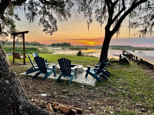 Hernando Casa | Perfect Pointe Lakehouse