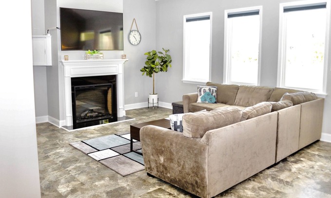 Greenville Casa | Perfect Private Getaway by ECU & Uptown Greenville