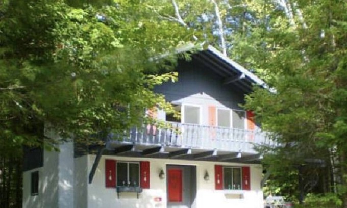 Winhall Cabaña | Perfecto Ski Chalet + Stratton Shuttle - Strattonwald