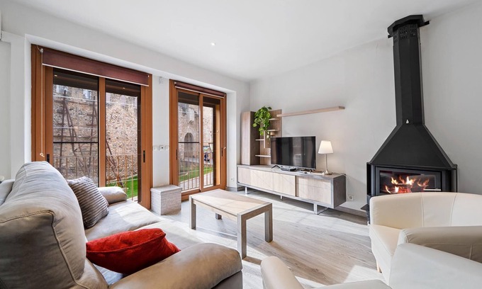 Montblanc Villa | Espacio perfecto en Montblanc, Tarragona