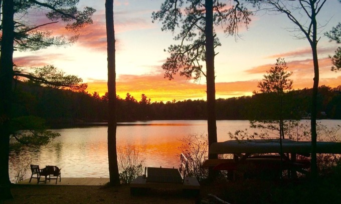 Eidelweiss Village Cabina | Perfect Waterfront Cabin for your Family Getaway!