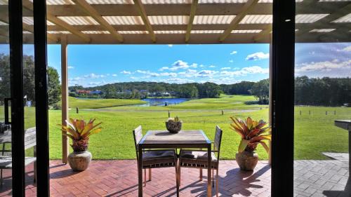 Salamander Bay Apartamento | Perfect weekend getaway plus golf at your doorstep
