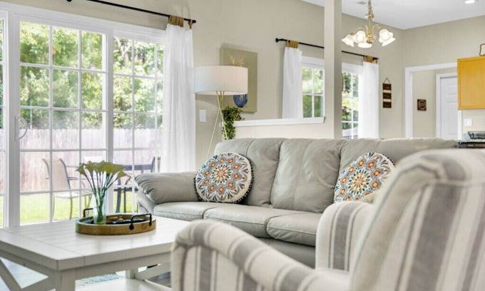 Murraysville Casa | Perfect Wilmington Retreat Near Beach & Downtown!