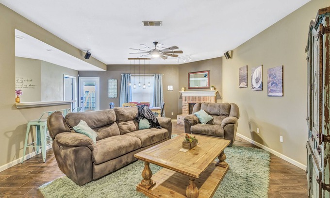 Wylie Casa | Perfect Wylie Getaway Mins to Historic Downtown!