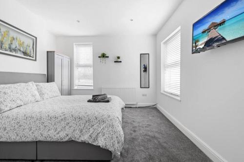 Peterborough Apartamento | Perfectly Located 2-Bed w/ Free Private Parking