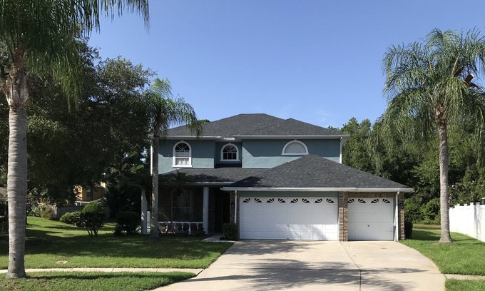 Coventry Village Casa | Perfectly placed between beaches and city 4bed 2/1/2 /pool in prestigious comm.