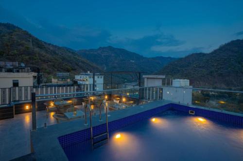 Tapovan Hotel | Perfectstayz Premium Heritage Near Neem Beach