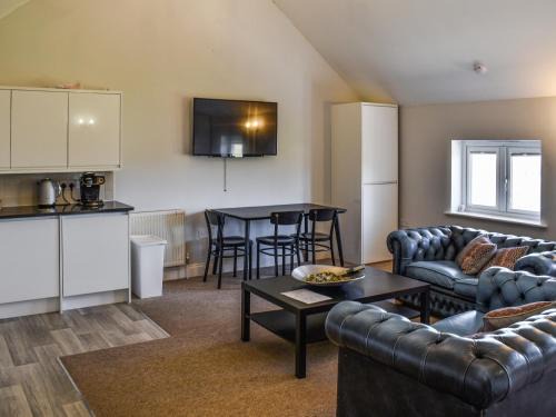 Althorne Casa | Periwinkle No5 - Uk49249