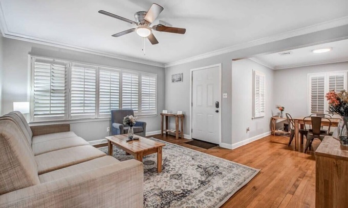 Memphis Casa | Perkins Paradise