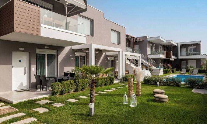 Paralia Ofryniou Apartamento | Perla Residential Complex