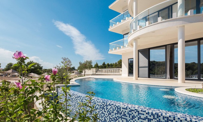 Rogoznica Complejo | Villa de lujo privada Perla ubicada en playa privada en Rogoznica Croacia