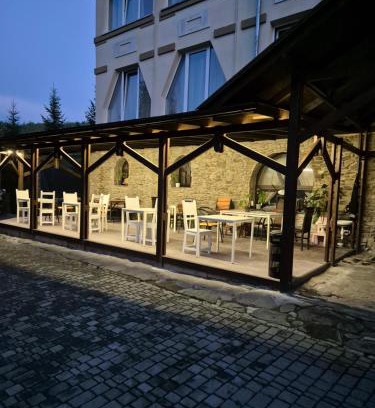 Vyshka Hotel | Perlyna Krasiyi