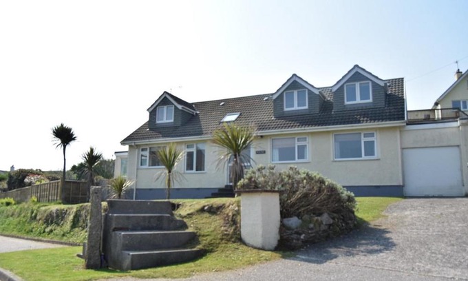 Perranporth Casa | Perran Steps