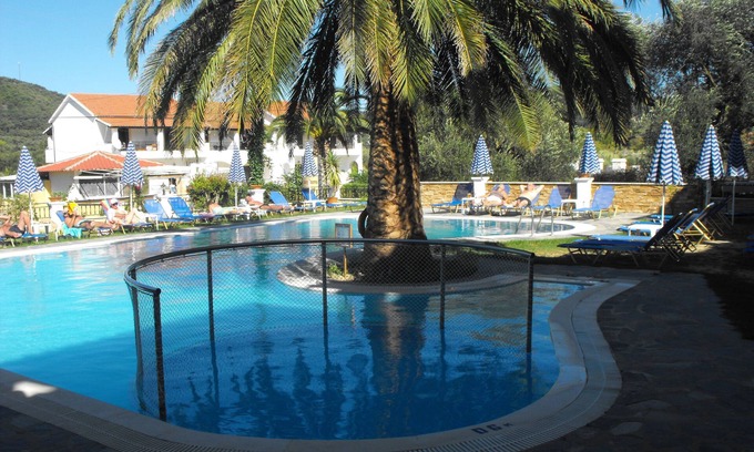 Agios Stefanos Avliotes Apartamento | Perros Hotel