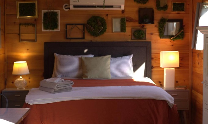 Wilder Apartamento | Perrywinkle's Retreat-Hidden Paradise Farms