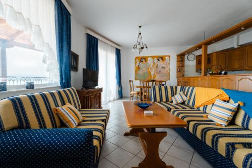 Volos Casa | Persephone's Dream View