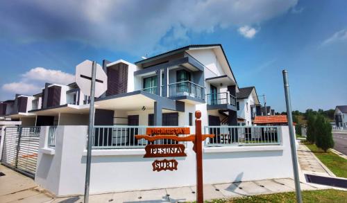 Batu Pahat Casa | Pesona Suri Homestay