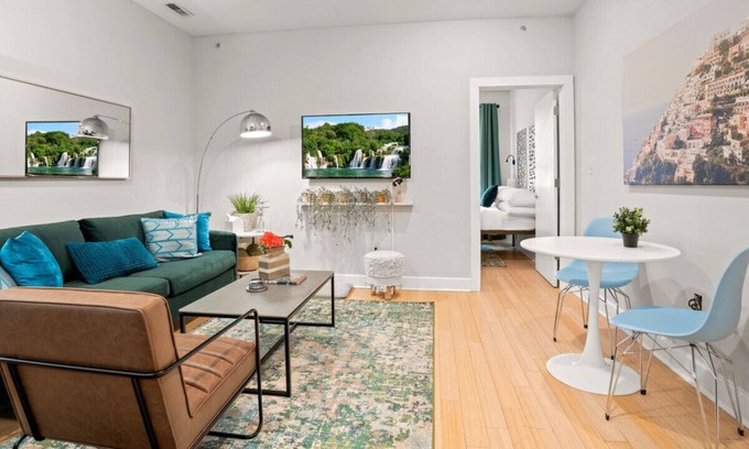 Southwest Center City Apartamento | Pet Centric 2 Bedroom Apartment!