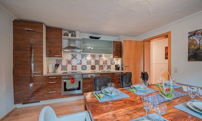 Muhlbach im Pinzgau Apartamento | Pet-friendly apartment with a balcony