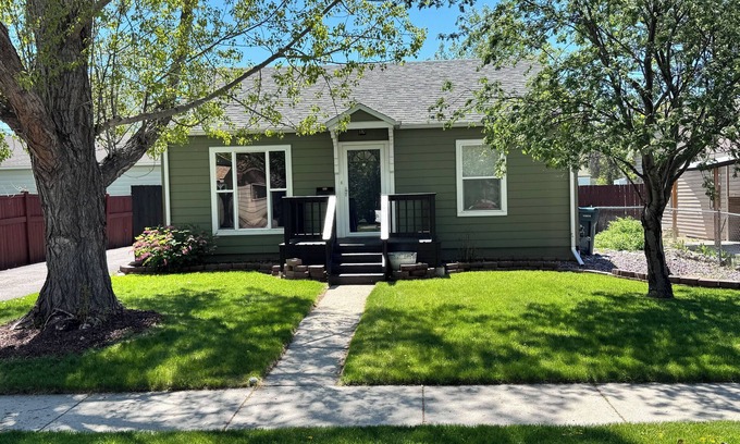 Central - Terry Casa | Home away from home with large private yard