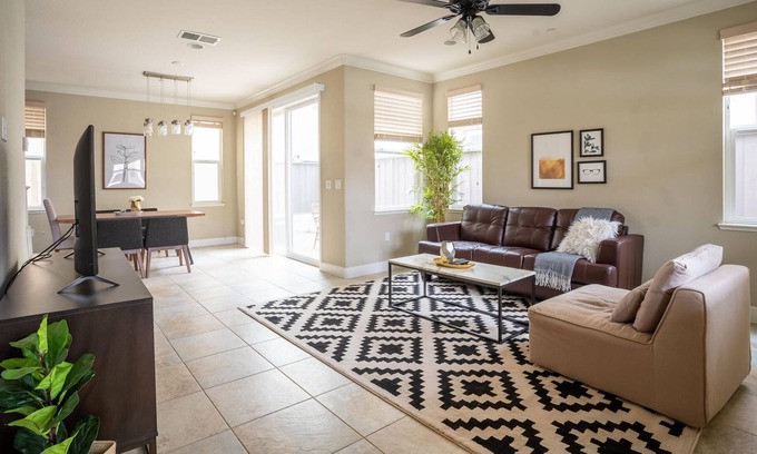 Edenvale Apartamento | Pet-Friendly 3BR Home in San Jose + Parking
