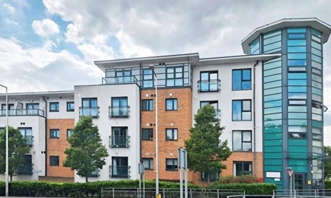 Grays Apartamento | Tranquil Riverside Apartment in Grays