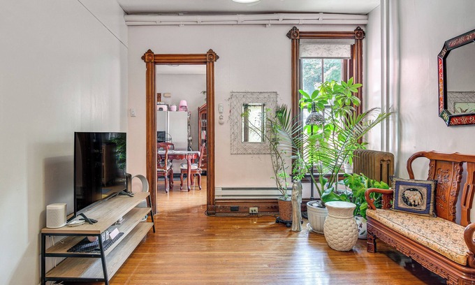 Allentown Apartamento | Pet-Friendly Allentown Apt Near Hamilton District!